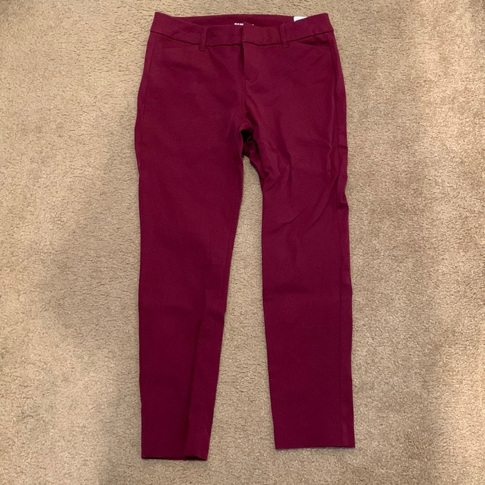 Old Navy Maroon Pixie Pants Size 6